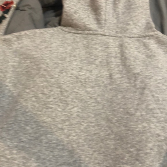 Hoodies - Picture 4 of 4